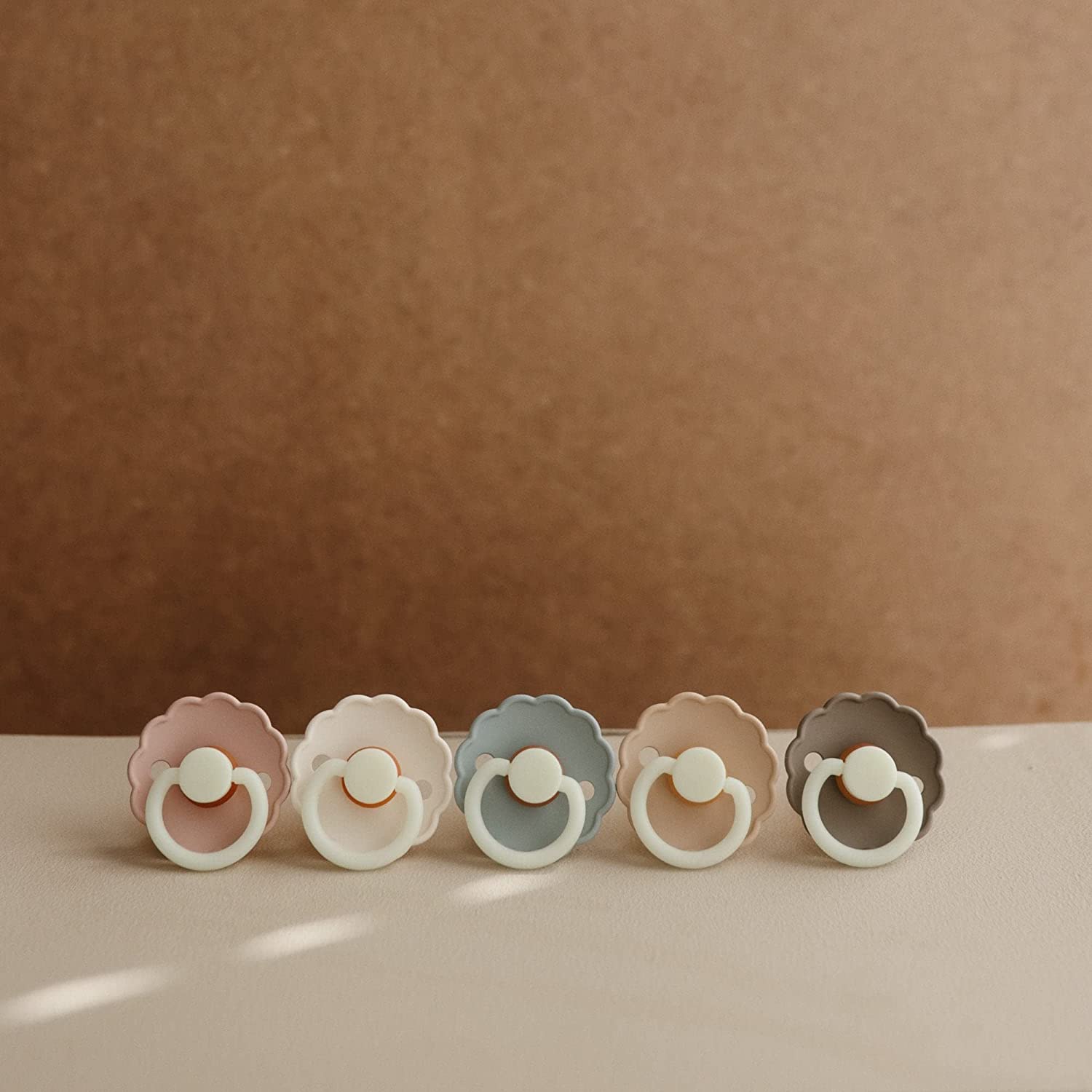 FRIGG Daisy Night helendav silikoonlutt 2-pakk