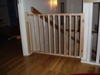 Turvavärav  - trepivärav puidust kuni 116 cm naturaalne